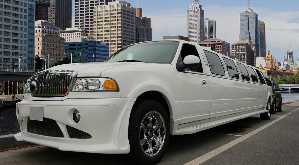 DFW AIRPORT BLACK LIMO CAR SERVICE cover