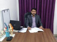 Dr. Sandeep Yadav - MS (Ortho) Joint Replacement Surgeon
